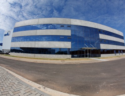 Verwaltungsgebäude des neuen KSB-Werks in Jundiaí