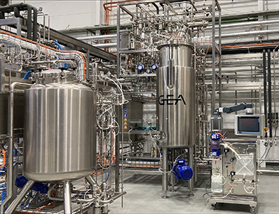 Bioreaktoren der Axenic-Linie in Kombination mit Single-Use-Separator