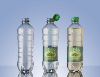 Der von KHS entwickelte gewichtsreduzierte Flaschenkörper besteht aus 100 Prozent rPET und einer hauchdünnen Glasinnenbeschichtung