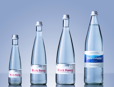 Von 0,25 bis 1 Liter: Peterstaler bietet verschiedene Flaschenformate an