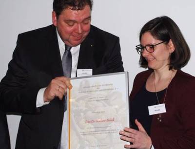 Übergabe des Förderpreises an Dr. Kathrin Schalk