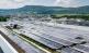 Photovoltaikanlagen auf den Dächern vieler Gebäude von Endress+Hauser erzeugen Solarenergie