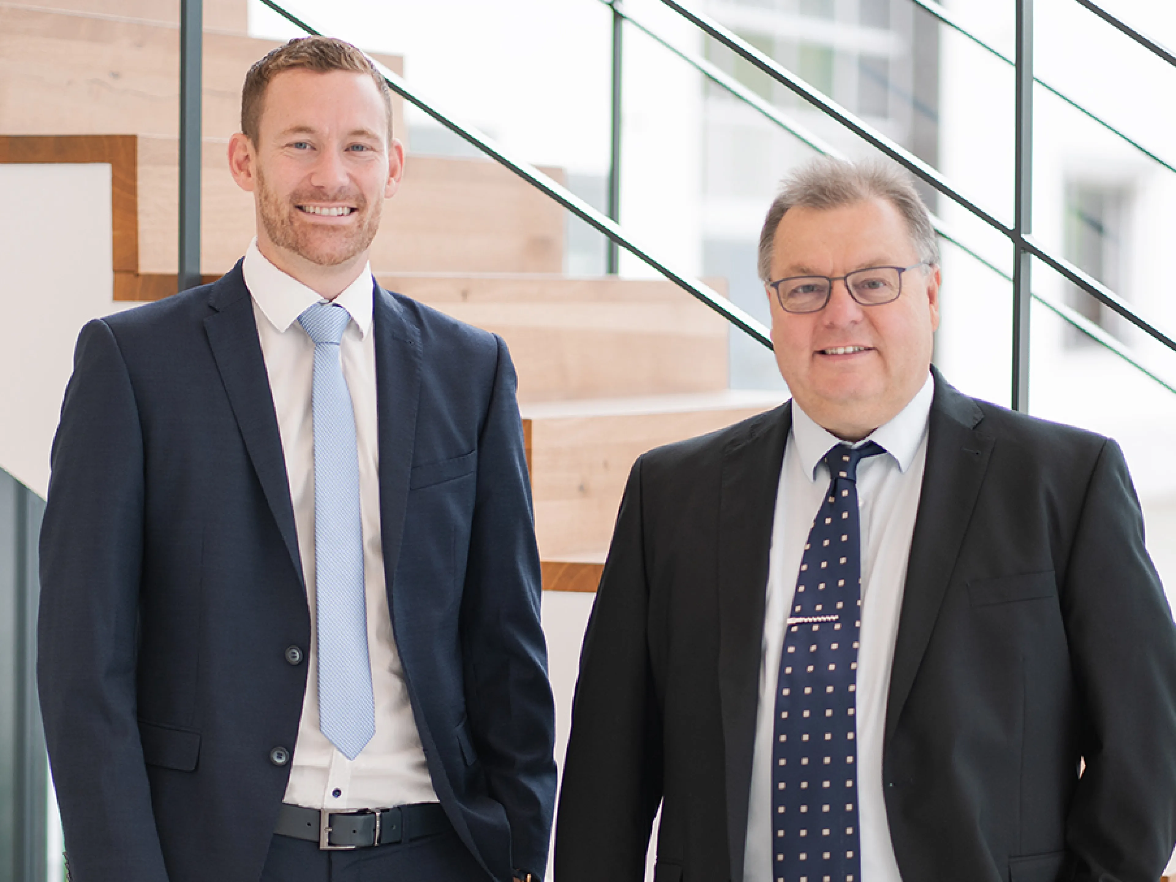 Franz Kamhuber (li.) übernimmt die Unternehmensleitung bei Viscotec von Martin Stadler (re.)