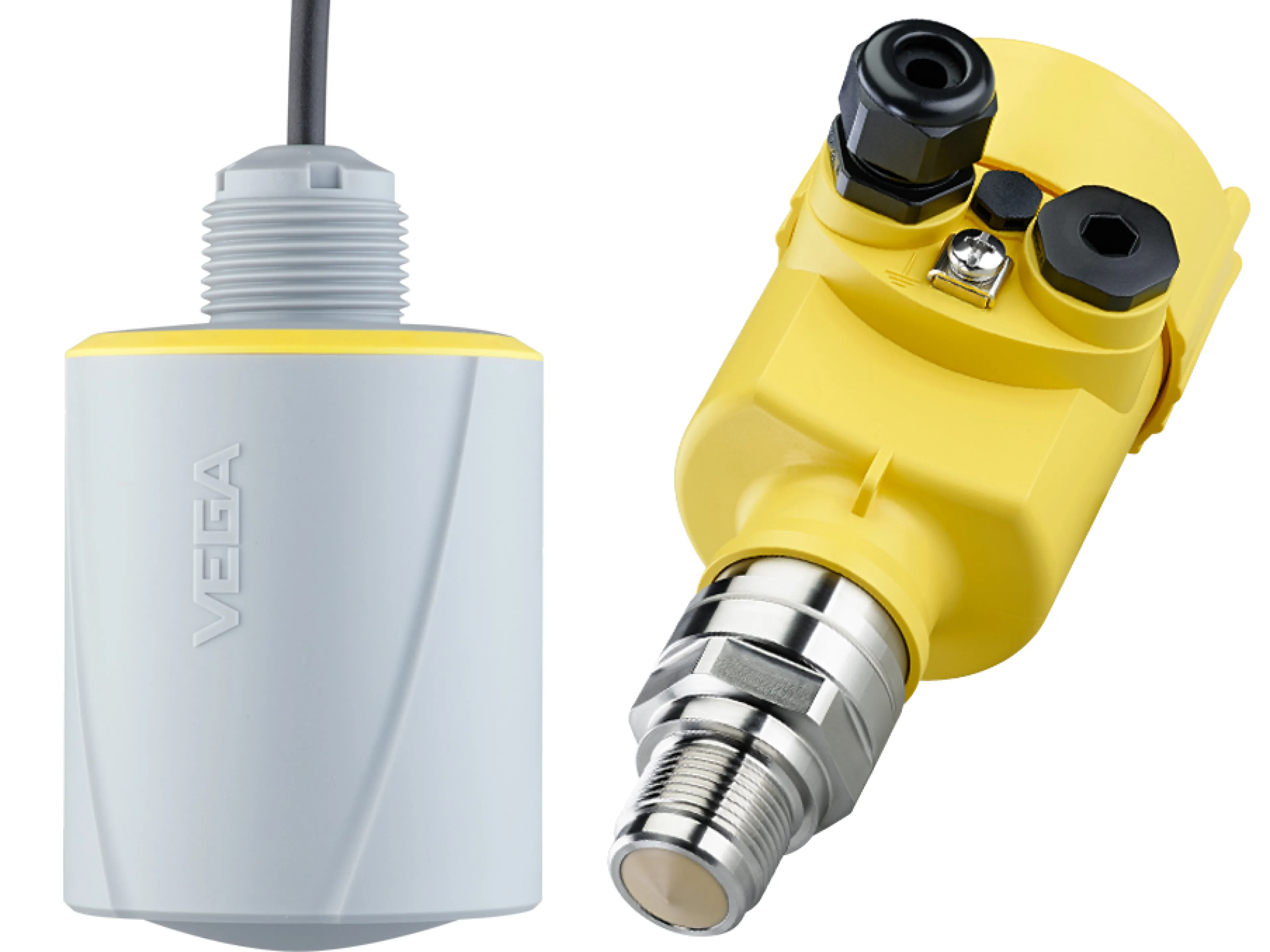 Radarsensor „VEGAPULS C 23“ (links) als kompakte, wirtschaftliche Lösung für kleinere Silos und Behälter; 80-GHz-Radarsensor „VEGAPULS 6X“ (rechts) für den Einsatz in staub- und schmutzintensiven Prozesse