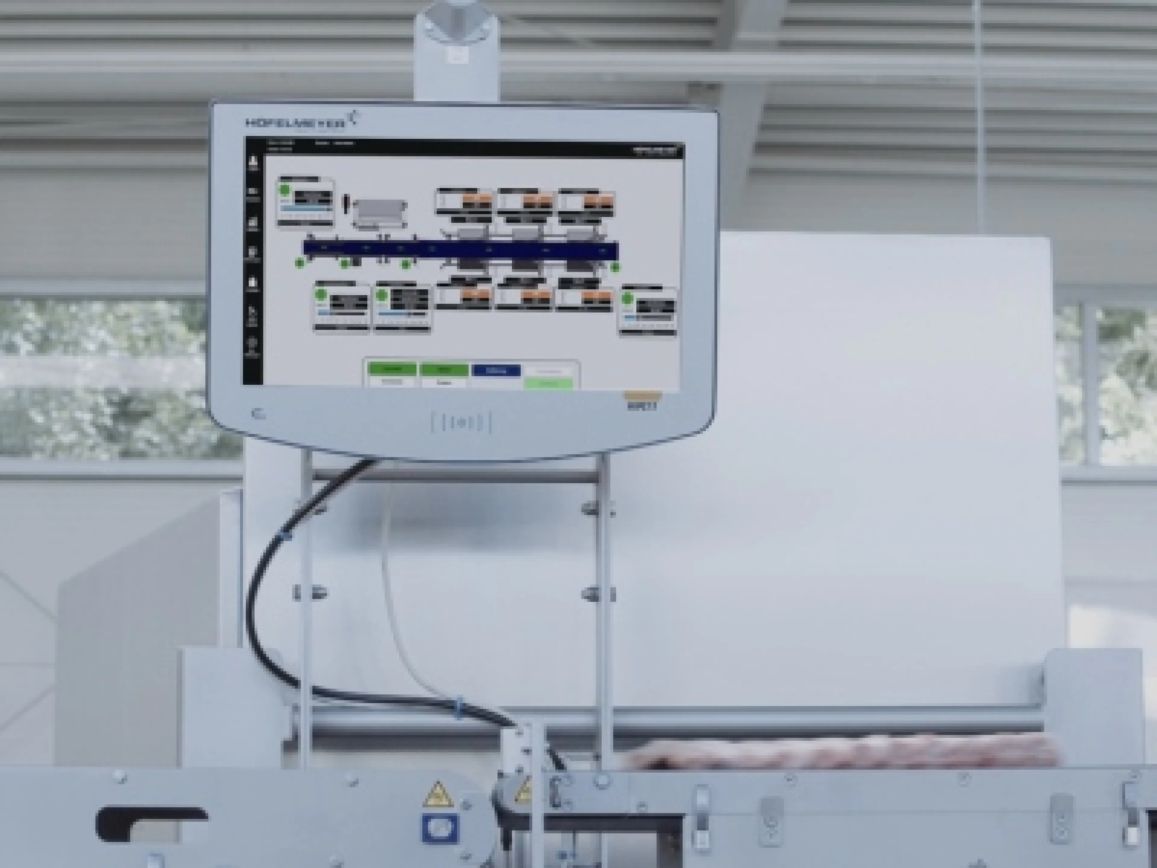 Höfelmeyer Grader mit modularem Softwarepaket einschließlich kundenangepasster Visualisierung und Bedienung