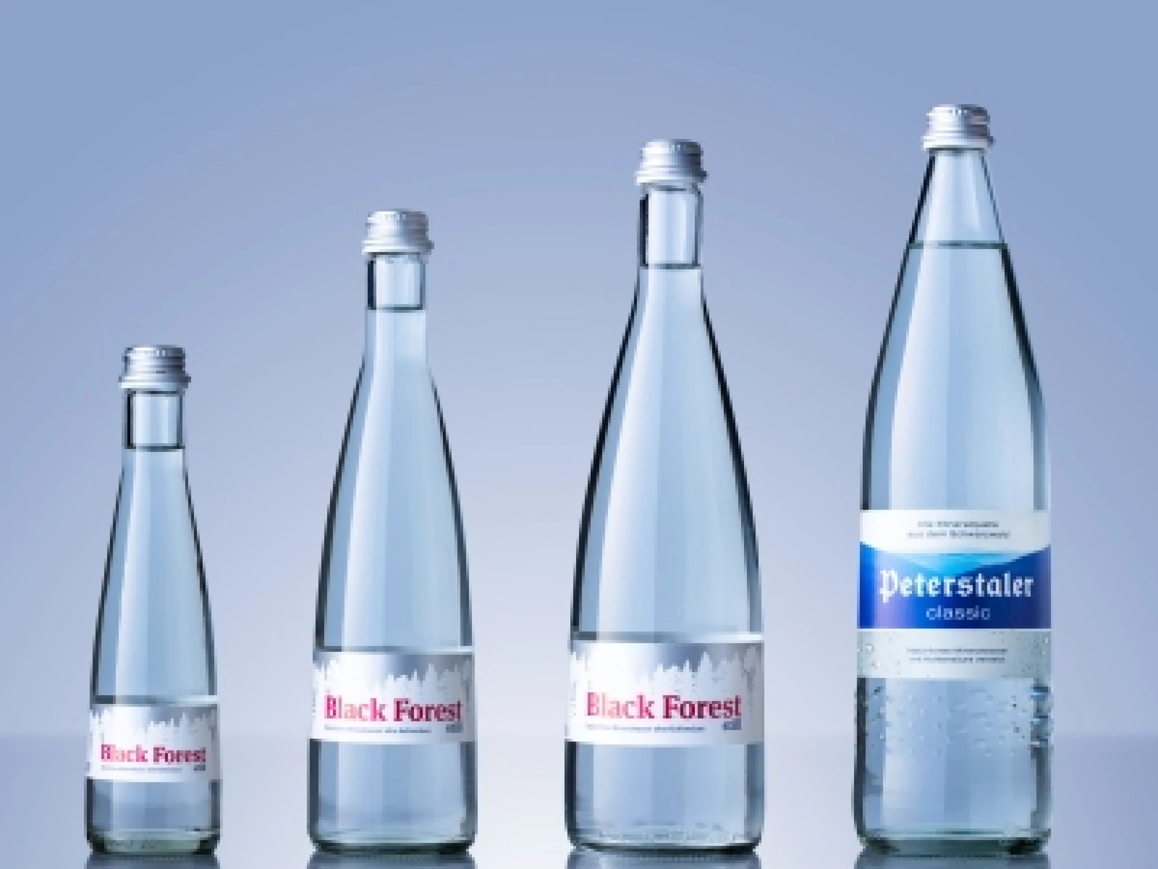 Von 0,25 bis 1 Liter: Peterstaler bietet verschiedene Flaschenformate an