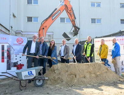 Spatenstich bei Avo für die Erweiterung der Produktions- und Lagerkapazitäten in Belm, Bild: Avo / Pentermann Spatenstich bei Avo für die Erweiterung der Produktions- und Lagerkapazitäten in Belm