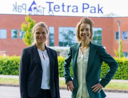 Nicole Uvenbeck, Director Factory Sustainable Solutions and OEM Components bei Tetra Pak und Fiona Liebehenz, Vice President Key Components, Plant Solutions and Channel Management bei Tetra Pak 