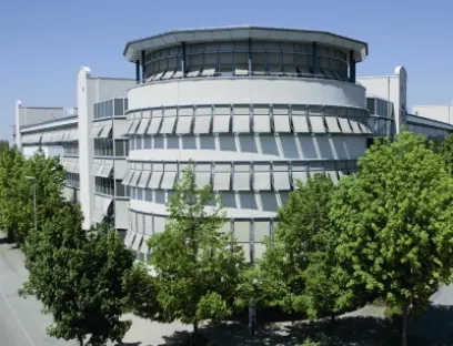 Das Pilz Stammhaus in Ostfildern bei Stuttgart, Bild: Pilz GmbH & Co. KG Stammhaus in Ostfildern bei Stuttgart.