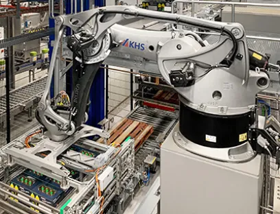 Präziser palettieren und Packs ablegen, eine verbesserte Formstabilität sowie Qualität der Lagenbilder: Brökelmann Oelmühle setzt auf moderne Palettiertechnik aus dem Hause KHS, Bild: Brökelmann + Co Oelmühle Brökelmann Oelmühle setzt auf moderne Palettiertechnik aus dem Hause KHS