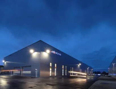 Mit einer neuen Halle erhöht KHS seine Produktionskapazitäten