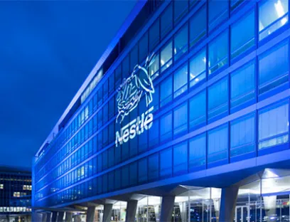 Nestlé verbucht 93 Milliarden Franken Umsatz für das Geschäftsjahr 2023 und über elf Milliarden Franken Gewinn, Bild: Nestlé Nestlé headquarters