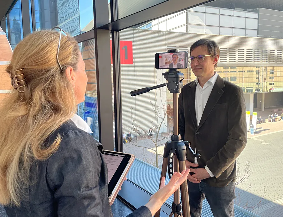 Johannes Schmid-Wiedersheim im Gespräch über die Iffa 2025 mit Susanne Woggon, Chefredakteurin von LMV-online.de