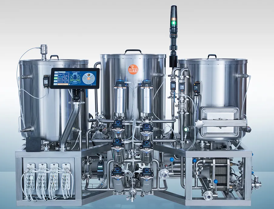 Die Mikrobrauerei von gehört zu den Highlights auf dem Drinktec-Messestand, Bild: Ifm Die Mikrobrauerei von gehört zu den Highlights auf dem Drinktec-Messestand von Ifm