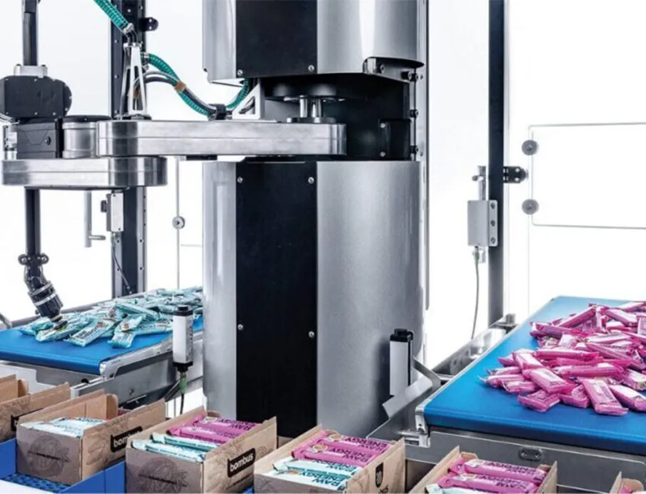 Der Cobot von Schubert für Pick-and-Place-Anwendungen vereint KI und Robotik zu einer flexiblen Komplettlösung