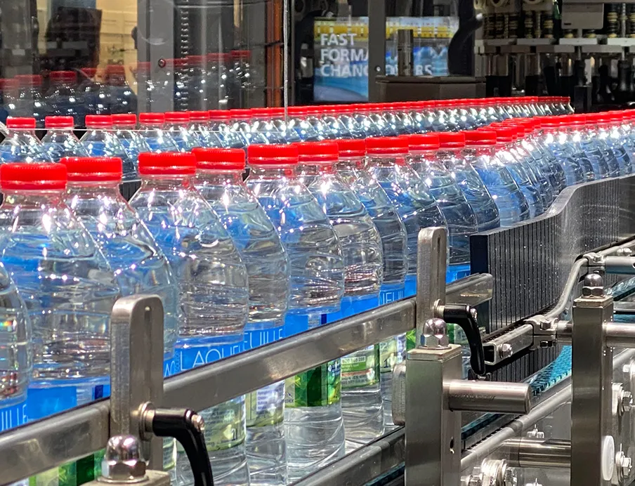 Lebensmittelverpackungen: Die neue EU-Verpackungsverordnung PPWR schreibt u.a. verbindliche Recyclingquoten und den verstärkten Einsatz von Rezyklaten wie PET vor