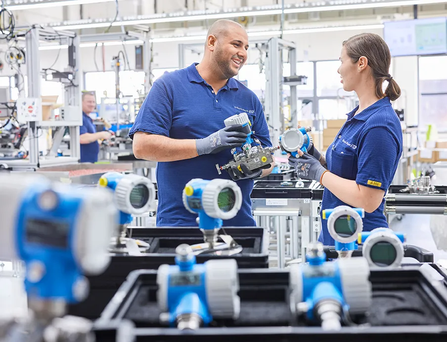 Endress+Hauser verbucht 2025 mehr als vier Milliarden Euro Umsatz 