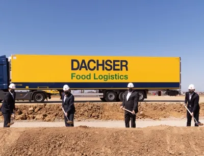 Spatenstich in Memmingen (v.l.n.r.): Stefan Hohm, CDO Dachser, Thomas Henkel, General Manager Dachser Logistics Centre Allgäu, Manfred Schilder, Mayor City of Memmingen, Alexander Tonn, COO Road Logistics Dachser, Bild: Dachser Spatenstich in Memmingen bei Dachser