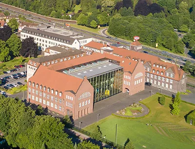 Dr. Oetker hat seinen Umsatz 2022 um rund sechs Prozent auf vier Milliarden Euro gesteigert, Bild: Dr. Oetker Headquarters Dr. Oetker in Bielefeld