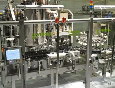 Vipoll All in One Abfüllanlage für Glasflaschen, Getränkedosen sowie PET-Flaschen, Bild: Gea Vipoll All in One Abfüllanlage für Glasflaschen, Getränkedosen sowie PET-Flaschen