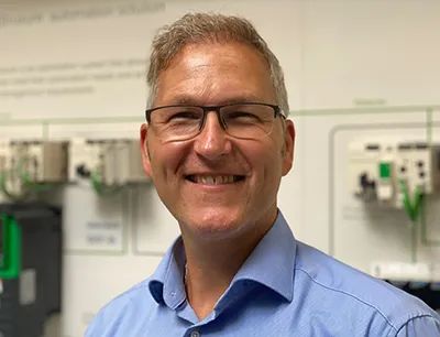 Reinholt Schlechter, Segmentleiter Food & Beverage von Schneider Electric, Bild: LMV-online.de / Susanne Woggon Reinholt Schlechter, Segmentleiter Food & Beverage von Schneider Electric