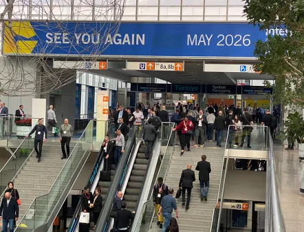 Auf der Interpack 2026 stellen 2.800 Aussteller ihre Lösungen vor, um Herausforderungen in den Bereichen Smart Manufacturing, Innovative Materials und Future Skills zu bewältigen